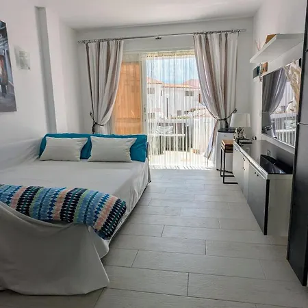 Apartamento Modern Near Beach&pool Coastal Sunset Tenerife *