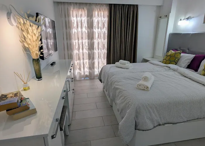 Апартаменти Modern Near Beach&pool Coastal Sunset Tenerife Адехе